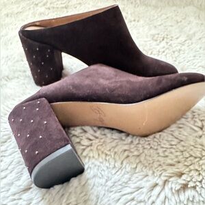 Chic Brown Suede Women's Mules